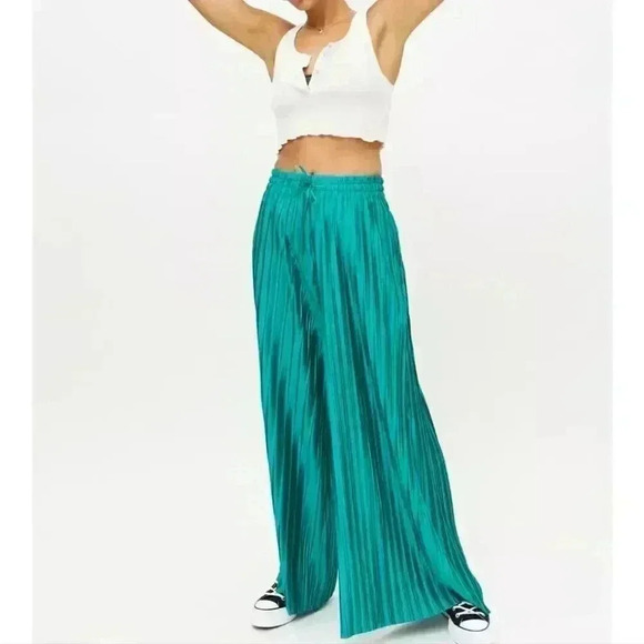 Wide pants  - Picture 3 of 12